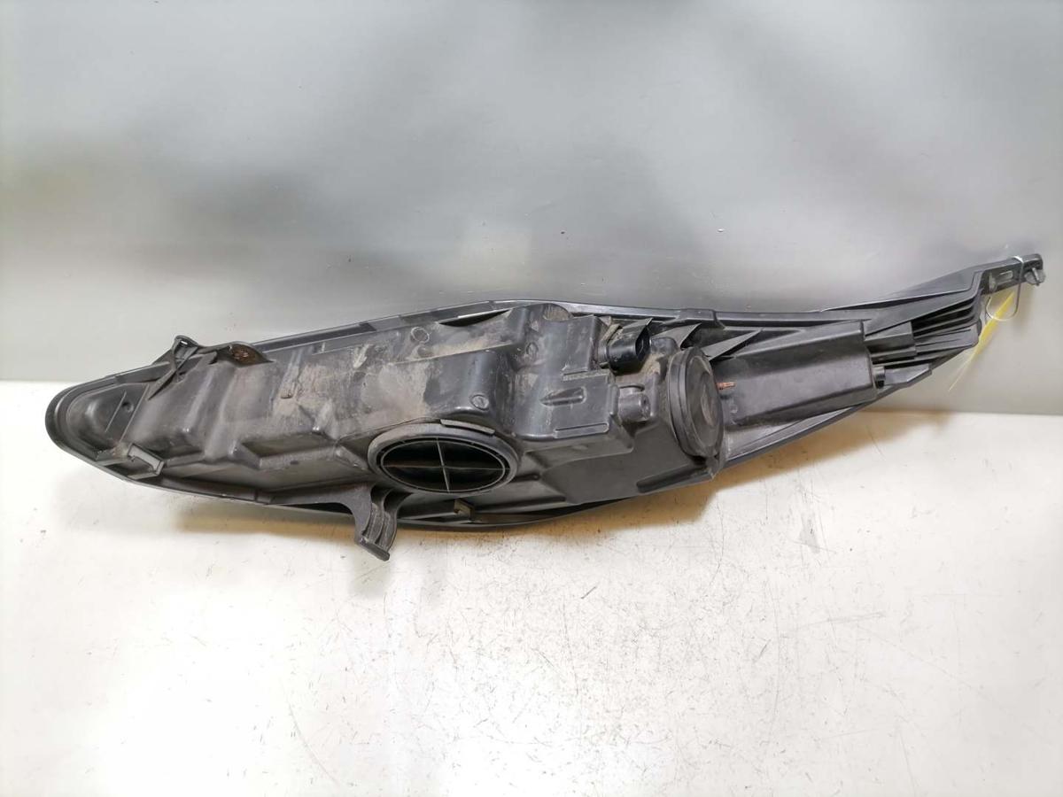 Ford Fiesta 2AJ original Scheinwerfer vorn rechts Halogen Gebrauchsspuren Bj.2011